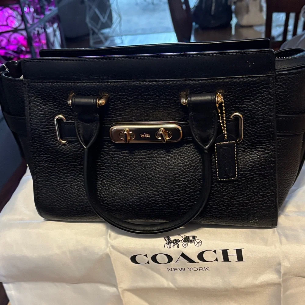 Coach Black Leather Shoulder Bag - Picture 11 of 11